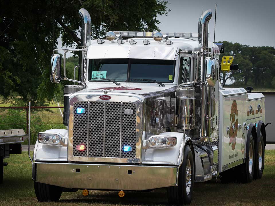 Towing-Service-Denton-Texas-Heavy-Truck-Towing